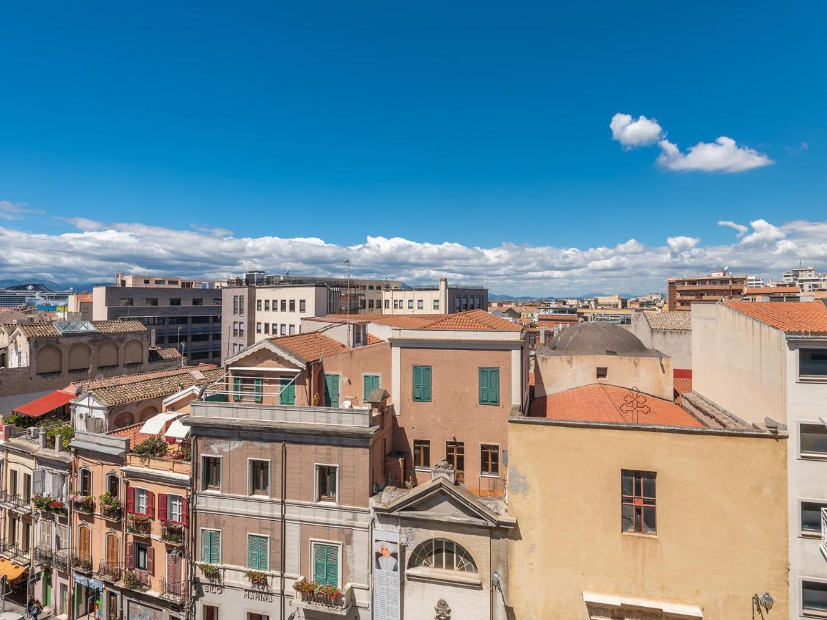 Casa Alla Marina Del Porto Di Cagliari Leilighet Eksteriør bilde